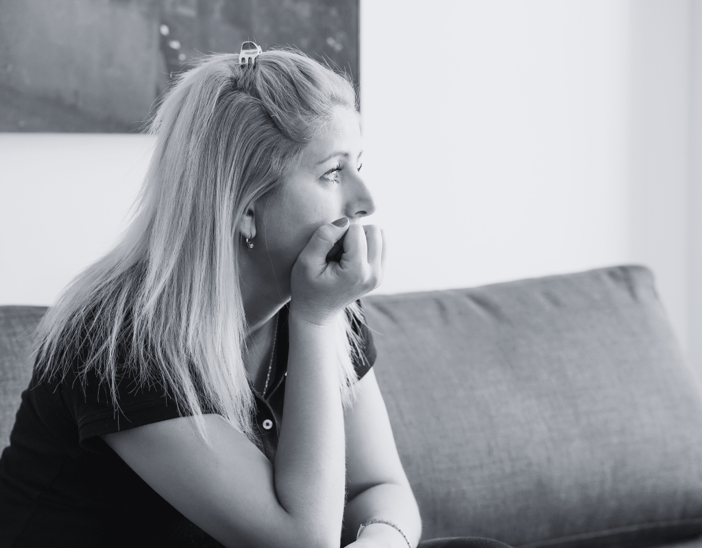 The Hidden Grief of Moving Abroad: Why Losing Your Old Life Hurts & How to Move&nbsp;Forward